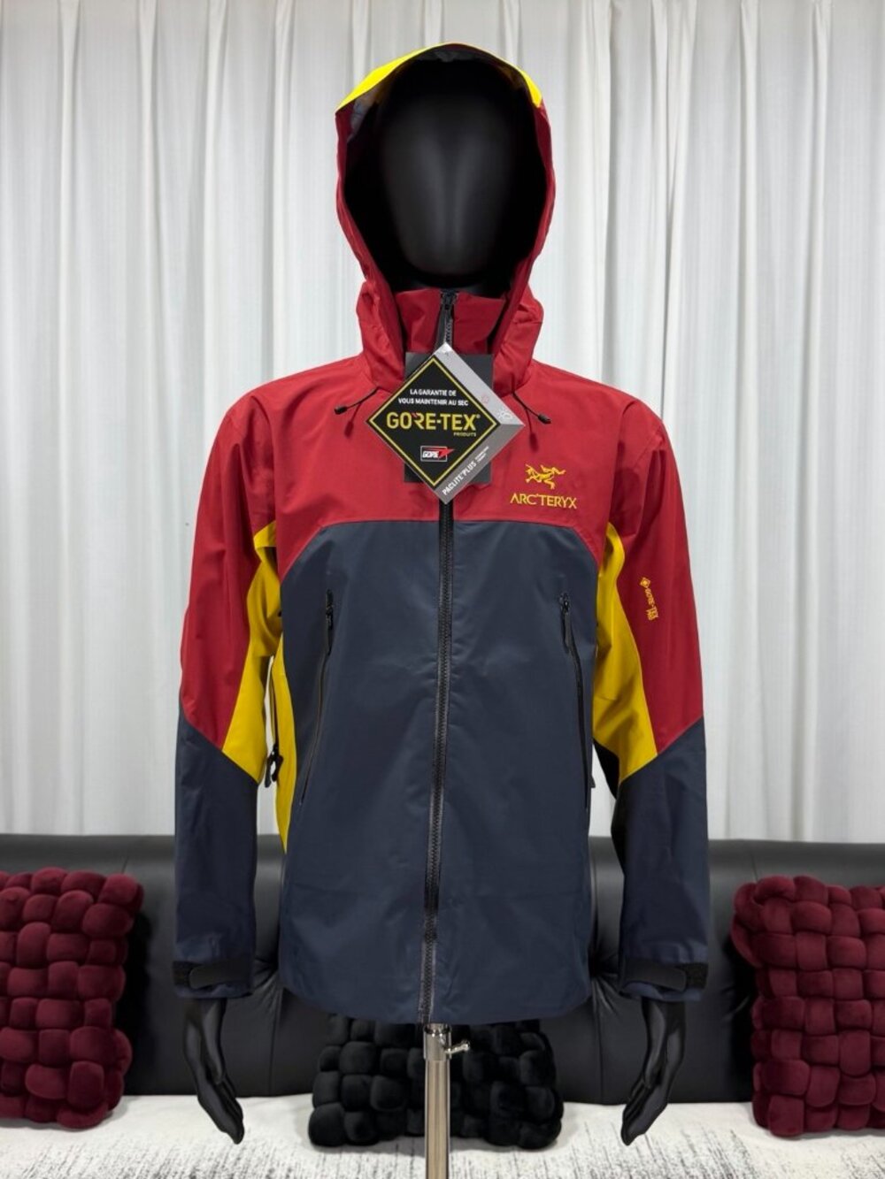 Arc'teryx GORE‑TEX Hard Shell Hooded Jacket Colorblock Yellow Navy Red S